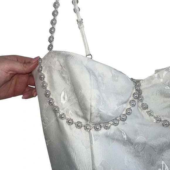 NEW NWT V. Chapman Cora Midi Dress In White Baroque Floral - Picture 5 of 11